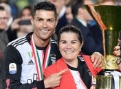 ЗМІ повідомляють про інсульт матері Кріштіану Роналду