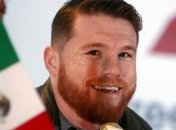 Альварес близок к соглашению о дате проведения боя с Сондерсом