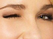 Тремор ока: причини та лікування