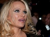 Собчак пытается заменить Памелу Андерсон ? 