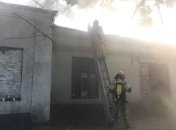 В Киеве горит здание старого кинотеатра "Экран"