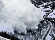 Туристам на заметку: в Карпатах сохраняется снеголавинная опасность