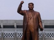 В КНДР могли взорвать бронзовую статую одного из руководителей