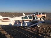 Под Киевом упал самолет, есть пострадавшие: фото с места ЧП