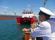 Порядок виїзду за кордон для моряків