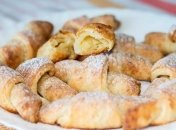 Ніжні сирні рогалики