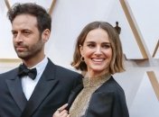 Звезда "Черного лебедя" растрогала сеть архивным снимком со своими детьми (Фото)