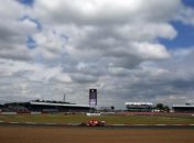 Формула-1. В Сильверстоуне начались дожди