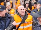 Латвия выслала и запретила въезд скандальному британскому журналисту