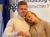 В джинсах и свитерах: Зинченко тайно женился в Лондоне (Фото, Видео)