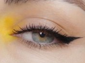 Новий тренд у макіяжі - "сльози русалки"