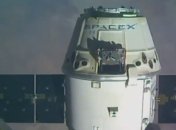 Dragon успешно отстыковался от МКС и возвращается на Землю 