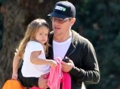 Дочь Мэтта Дэймона ужалила ядовитая медуза