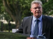 Фюле: Европа не участвует в "торгах" за Украину 