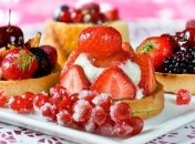 Диетологи посоветовали есть сладкое в начале трапезы