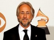 Экс-директора премии "Грэмми" обвиняют в изнасиловании