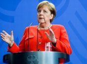 Меркель обвинила премьера Венгрии в бесчеловечности