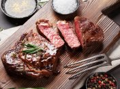 Мужчина хочет мяса: ТОП-5 брутальных мясных блюд на скорую руку