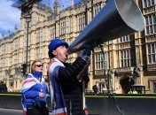 Британцы требуют отменить Brexit: Петицию подписали уже 5,6 млн человек 