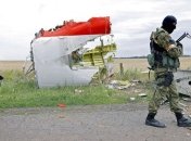 Почему боевики обстреливают место крушения "Боинга"?