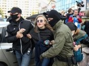 Минские протесты: правозащитники говорят о почти 400 задержанных