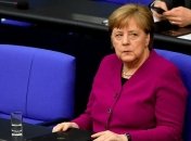 Меркель считает, что Германии придется долго жить с COVID-19