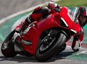 Ducati презентовала спортбайк Panigale V2