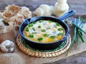 Омлет получается очень пикантным