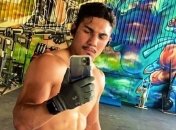 Теофимо Лопес написал странное сообщение Ломаченко