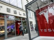Китайская дешевле: Tesla снижает цены на собранные в Шанхае автомобили