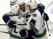 Самое хулиганское канадское дерби в НХЛ (Видео)