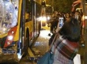 Крупное ДТП в Гонконге: столкнулись два двухэтажных автобуса и маршрутка