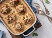 Тефтели в сметанном соусе станут любимым блюдом семьи