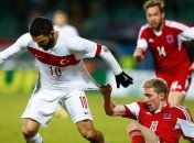 Экипаж авиалайнера может понести наказание, допустив футболиста до штурвала