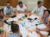 Фракцию "Слуга народа" поделят на 15 групп