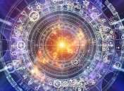 Близнецам стоит посвятить себя духовному росту, а Ракам - заняться любимым делом: гороскоп на 1 мая