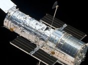 Hubble сделал снимок хаотической галактики NGC 428 с перемычкой