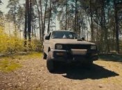 Favbet Foundation передав батальйону "Миротворець" два позашляховики