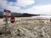 Обуздать волны мигрантов: Трамп звонил президенту Мексики