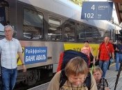 Пассажиров "Интерсити" отвезут автобусами в Украину