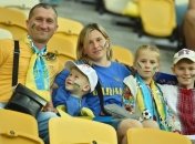 На матчах збірної організують безкоштовні сімейні сектори