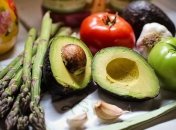 Диетологи назвали жирные продукты, способствующие похудению