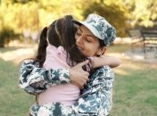 Женщины, имеющие детей, тоже будут считаться военнобязанными