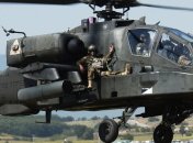 Гелікоптери Apache були б корисними на фронті