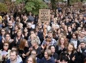 В Варшаве тысячи поляков вышли против запрета абортов