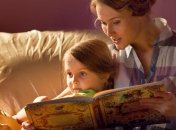 Привычка рассказывать ребенку истории способствует его гармоничному развитию