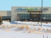 В США открыли стрельбу по людям в клинике: много пострадавших, ходят слухи о взрыве (видео)