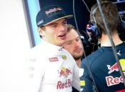 "Мерседес" снял протест против действий Ферстаппена