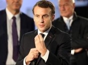 Макрон запевняє, що Франція не є проросійською