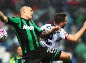 Защитник "Сассуоло" сломал руку